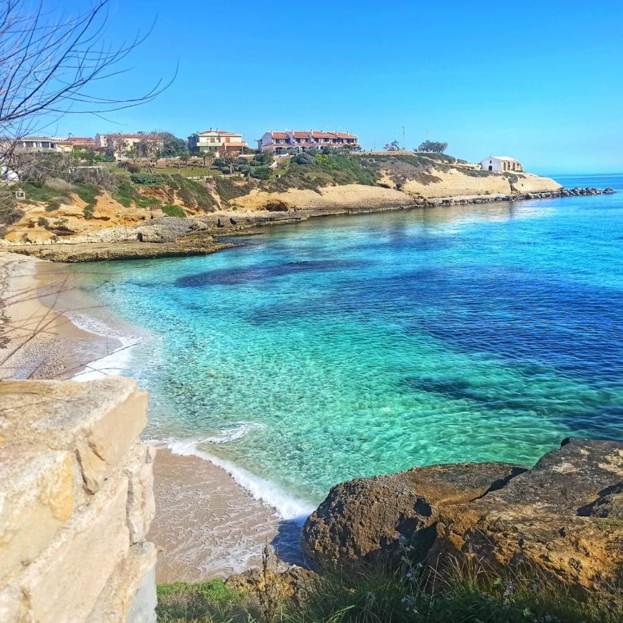 B&B Mamuthones Porto Torres Bagian luar foto