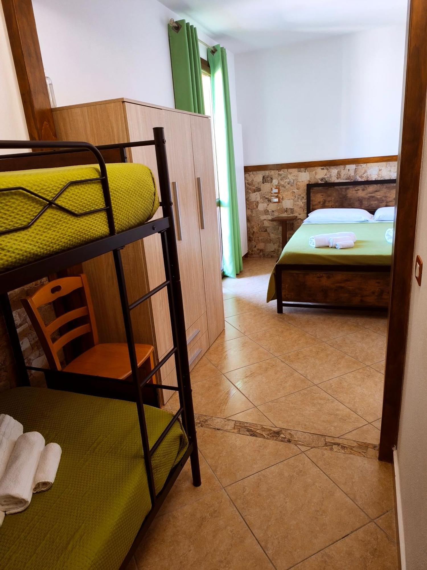 B&B Mamuthones Porto Torres Bagian luar foto