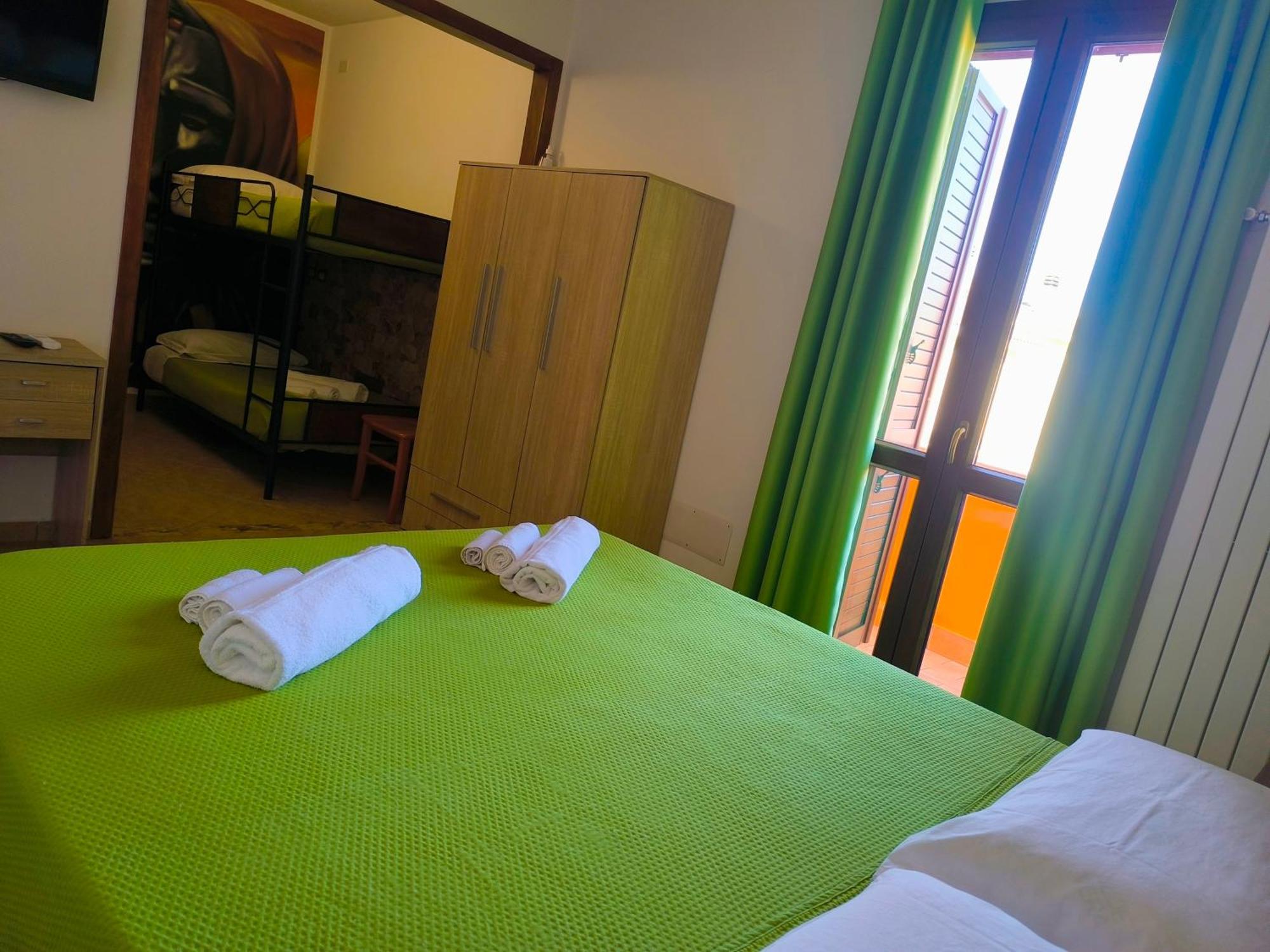 B&B Mamuthones Porto Torres Bagian luar foto