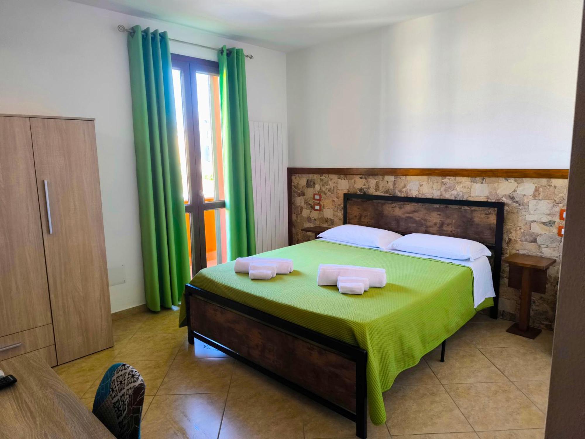 B&B Mamuthones Porto Torres Bagian luar foto